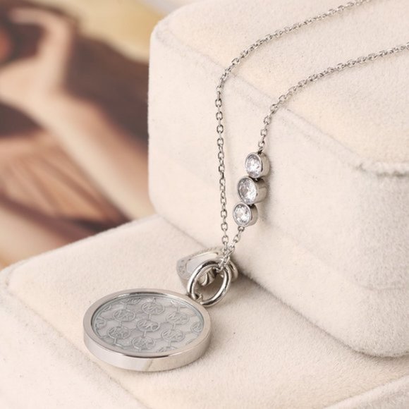 Michael Kors Round Shell Pendant Necklace - Picture 3 of 5